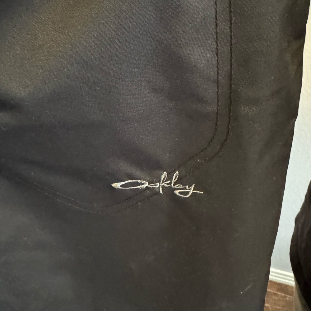 Oakley Black Ski/Snowboard Pants - Picture 3 of 4